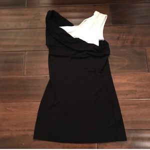 Bailey 44 black and white asymmetrical top